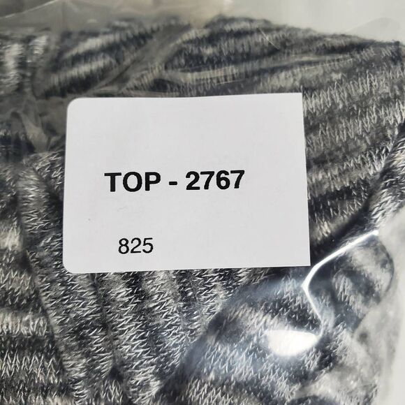 Daytrip Women’s Striped Open Front Cocoon Cardigan Sweater Size S Gray White - Picture 6 of 6